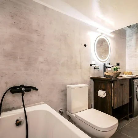 Mailo&luke Rhodes City