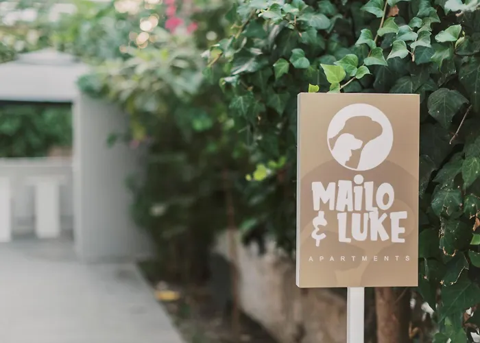 Mailo&luke Rhodes City